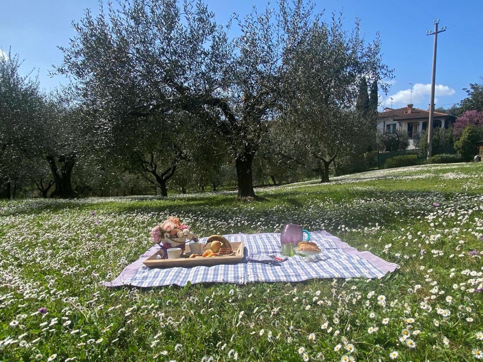 Villa Luna Comeana Exteriör bild